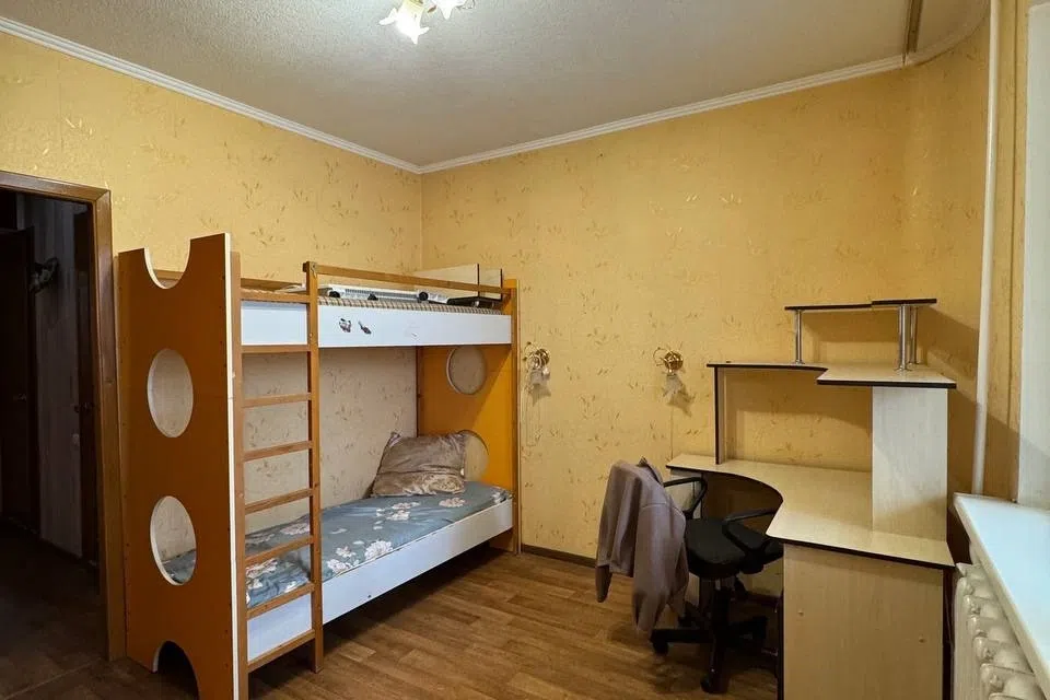 Сдаётся 3-комнатная квартира, 54 м²