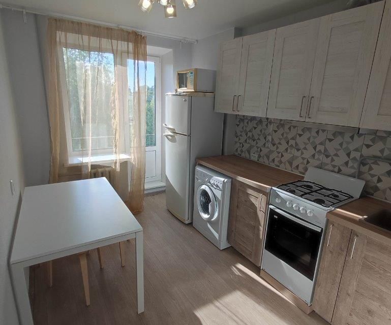 Сдаётся 3-комнатная квартира, 65 м²