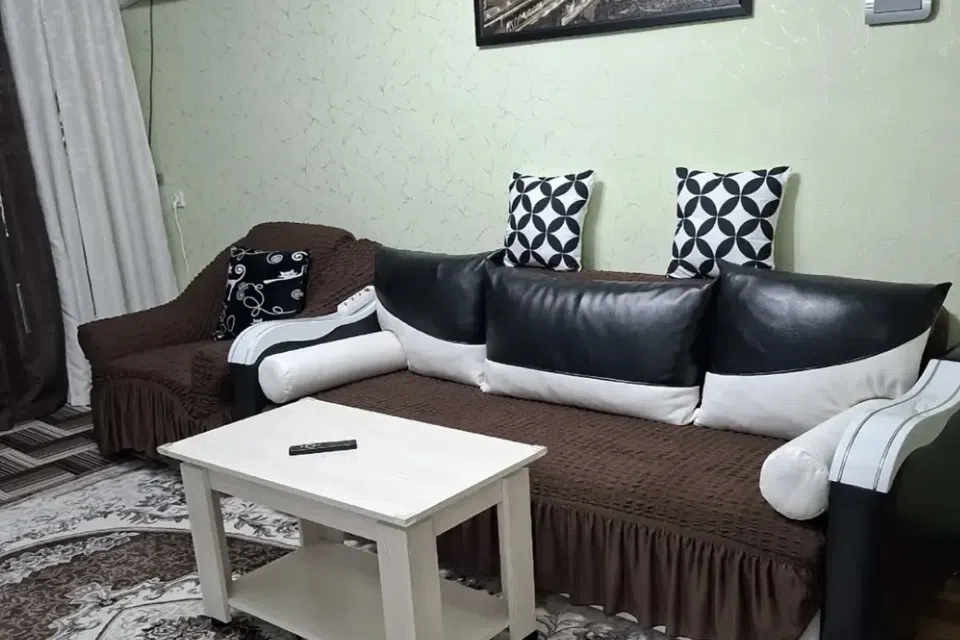 Сдаётся 3-комнатная квартира, 56 м²