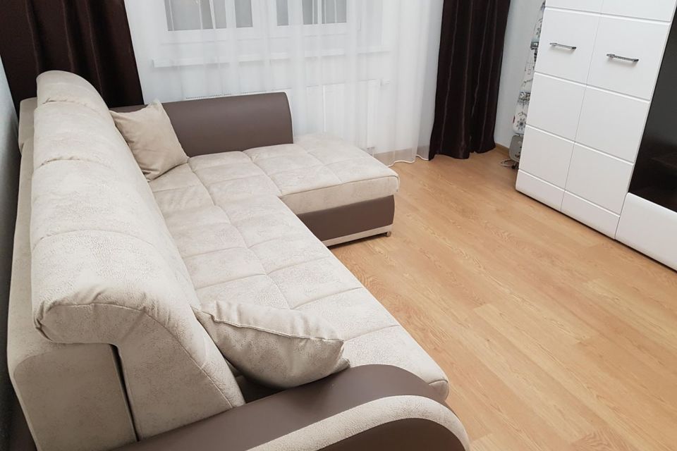 Сдаётся 1-комнатная квартира, 42 м²