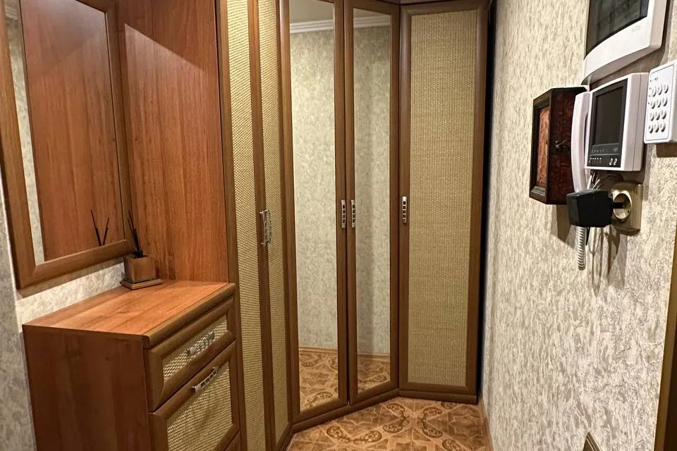 Сдаётся 2-комнатная квартира, 80 м²