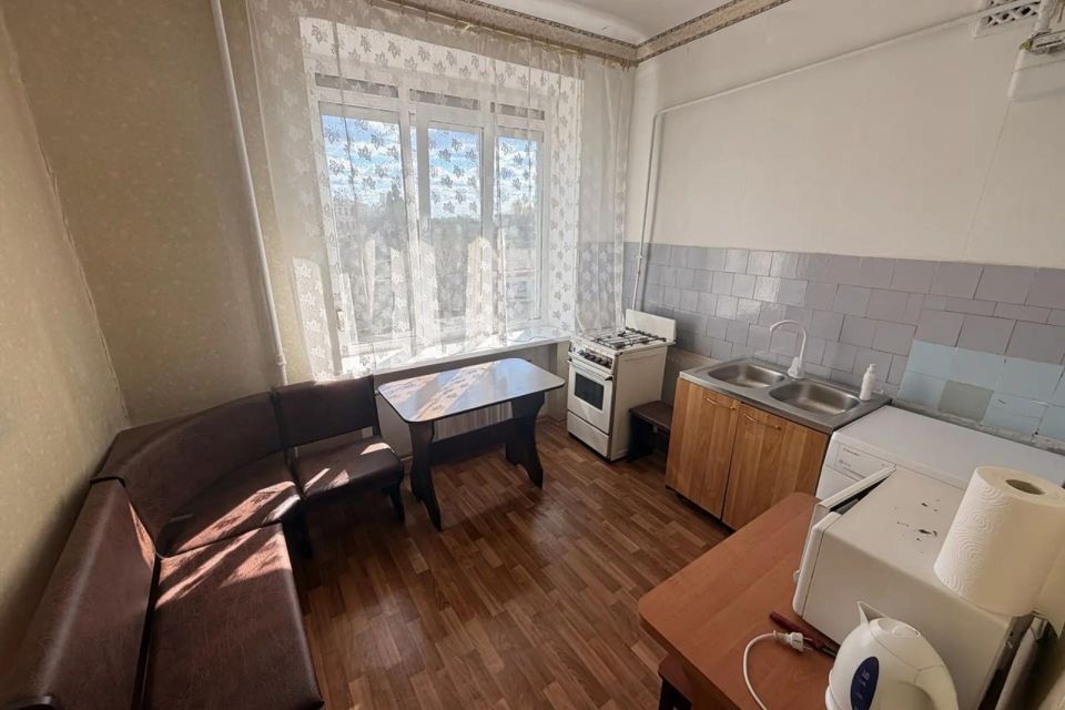 Сдаётся 3-комнатная квартира, 52 м²
