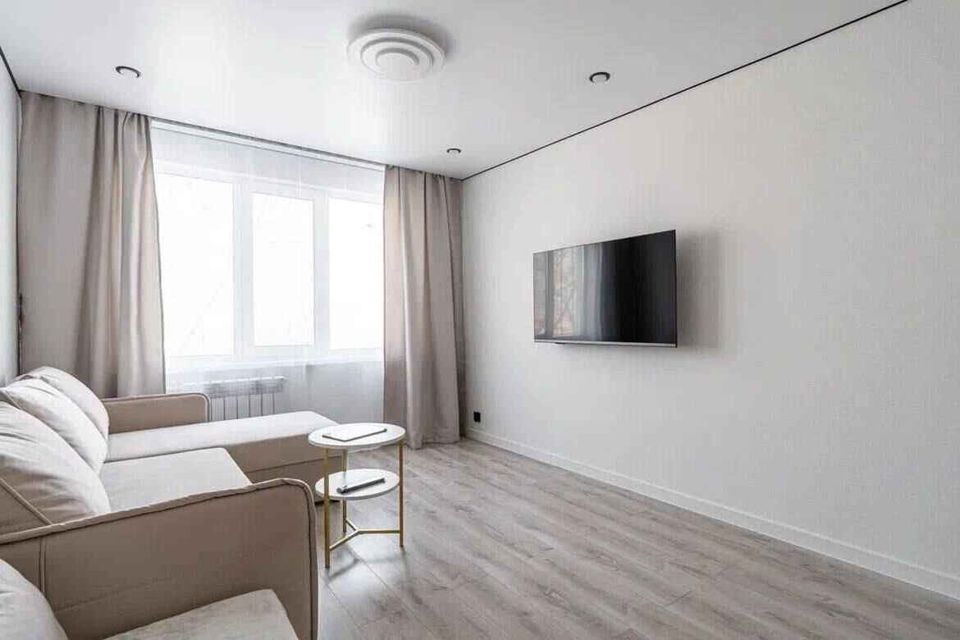 Сдаётся 2-комнатная квартира, 52 м²