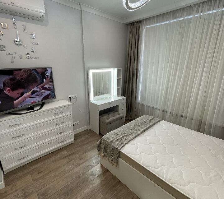 Сдаётся 1-комнатная квартира, 51 м²