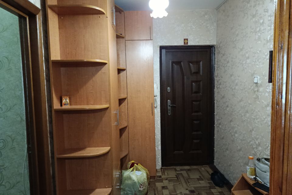 Сдаётся 4-комнатная квартира, 72 м²