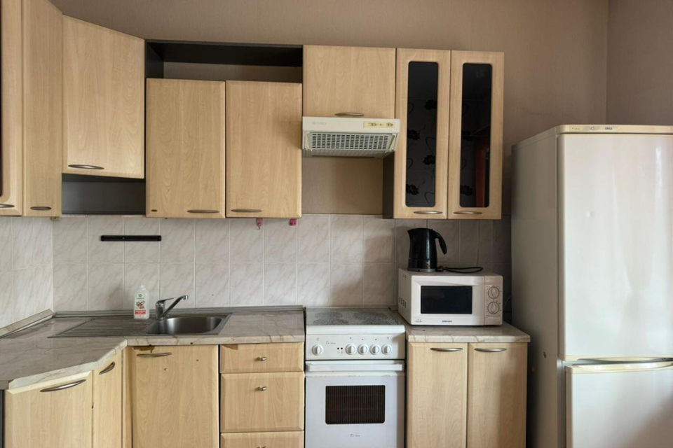 Сдаётся 1-комнатная квартира, 37 м²