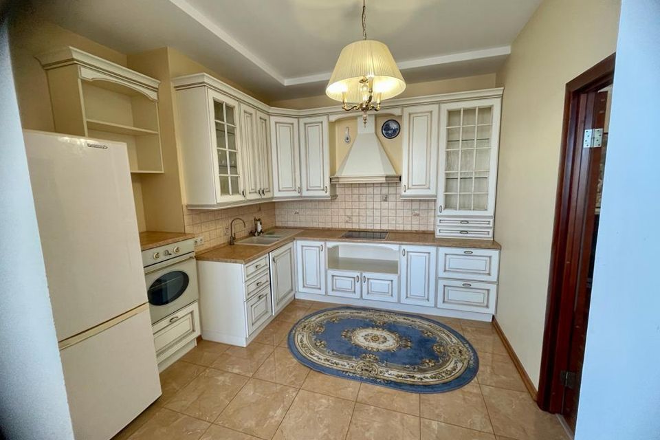 Сдаётся 3-комнатная квартира, 120 м²