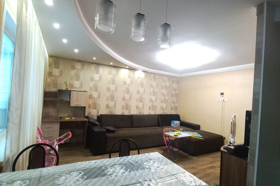 Сдаётся 4-комнатная квартира, 70 м²