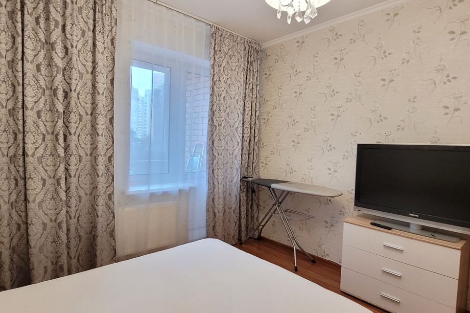 Сдаётся 2-комнатная квартира, 75 м²