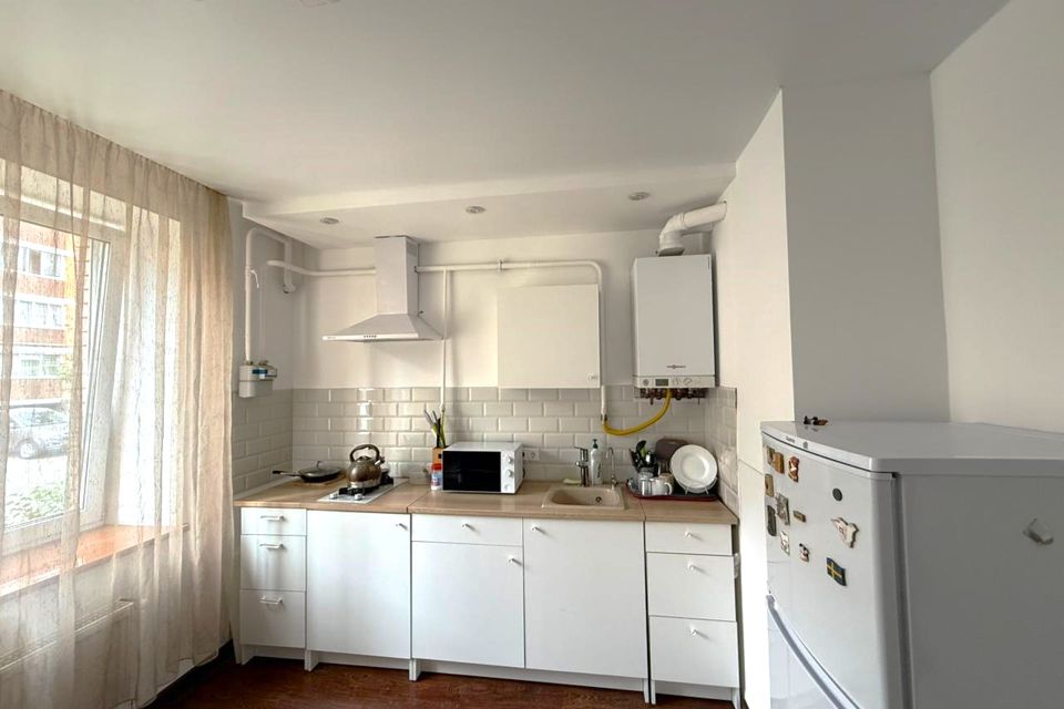 Сдаётся 2-комнатная квартира, 71 м²