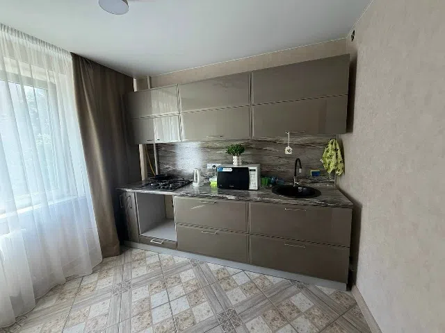 Сдаётся 3-комнатная квартира, 58 м²