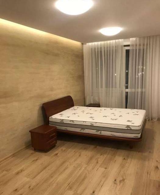 Сдаётся 1-комнатная квартира, 53 м²