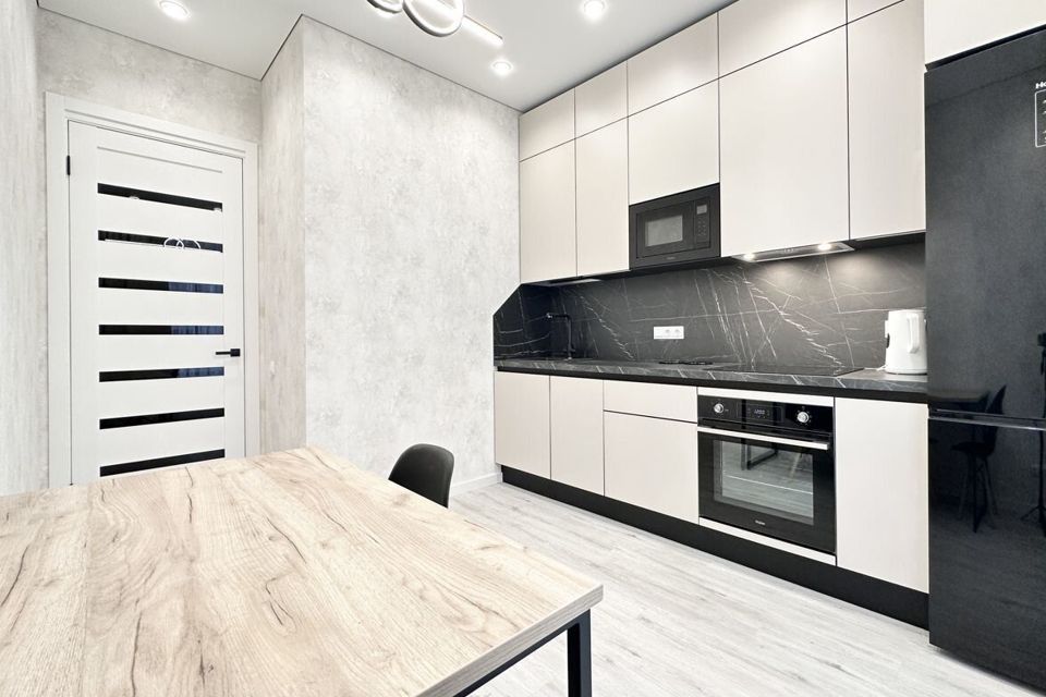 Сдаётся 1-комнатная квартира, 50 м²