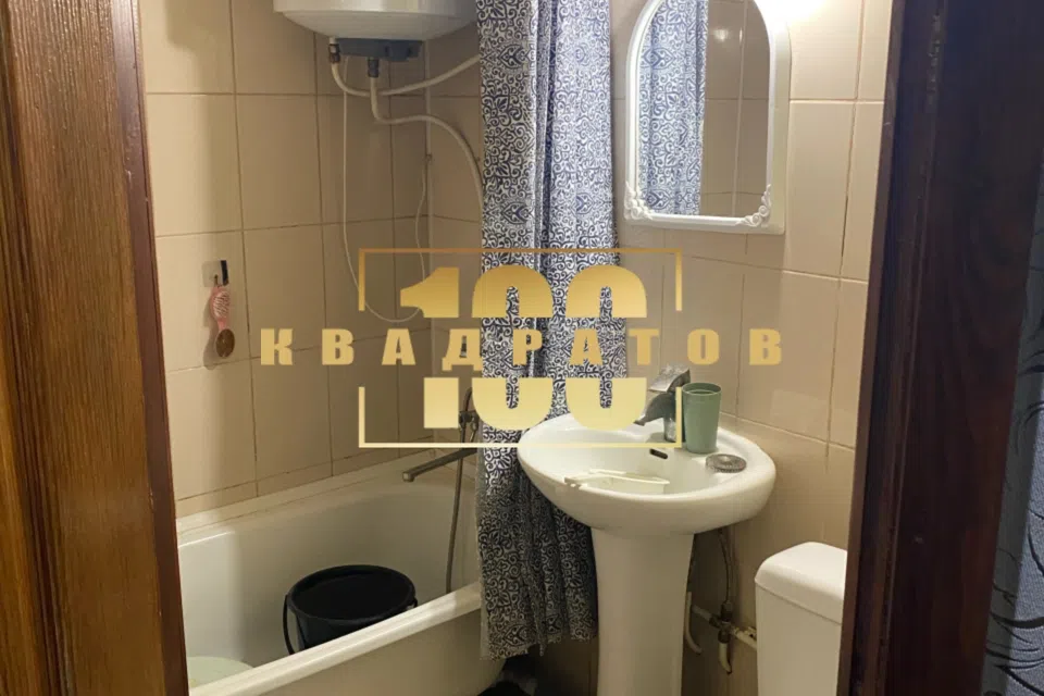 Сдаётся 1-комнатная квартира, 32 м²