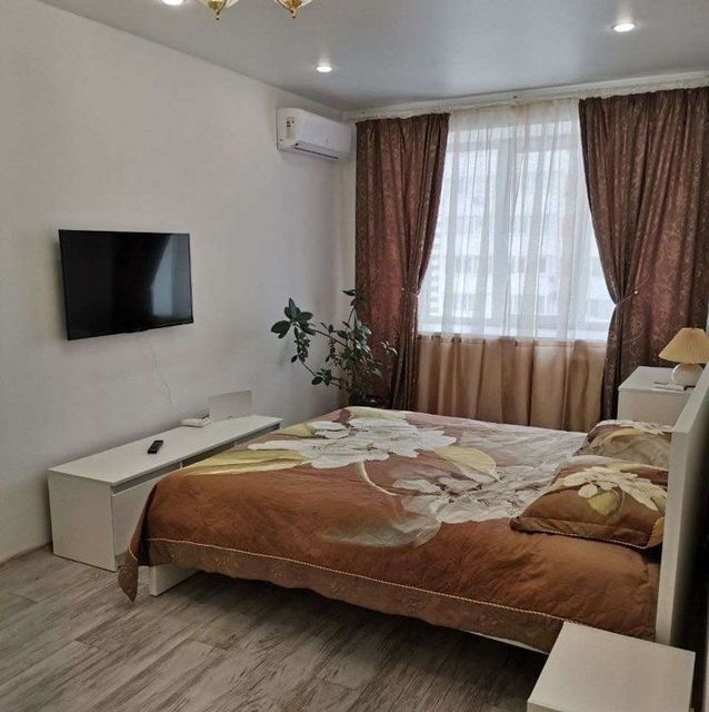 Сдаётся 1-комнатная квартира, 40 м²