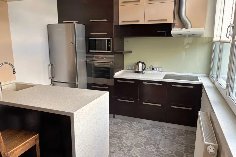 Сдаётся 2-комнатная квартира, 60 м²