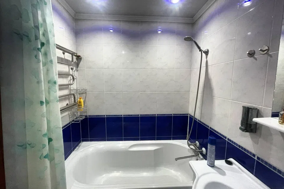 Сдаётся 3-комнатная квартира, 63 м²