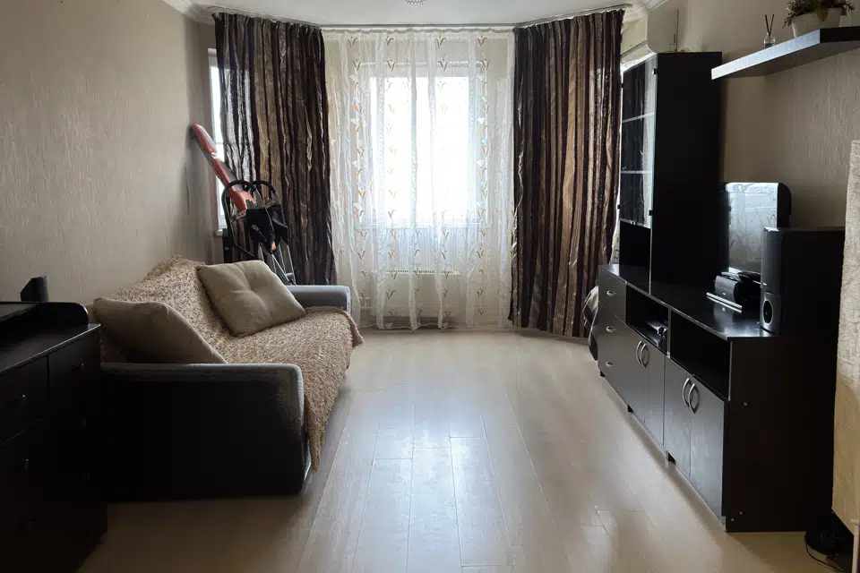 Сдаётся 1-комнатная квартира, 46.4 м²