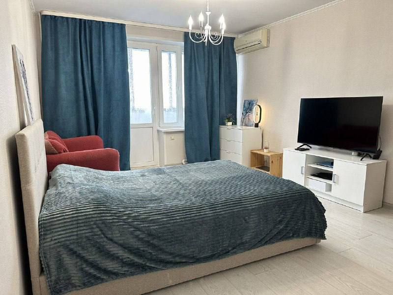Сдаётся 1-комнатная квартира, 42 м²
