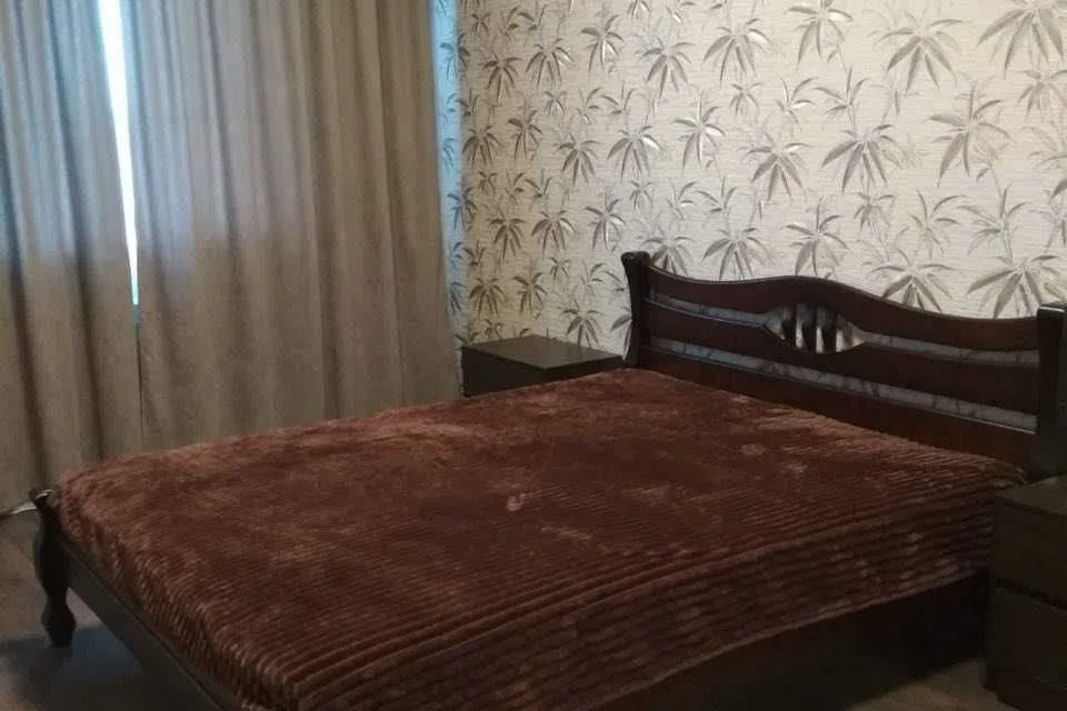 Сдаётся 2-комнатная квартира, 56 м²