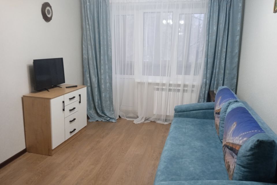 Сдаётся 2-комнатная квартира, 53 м²
