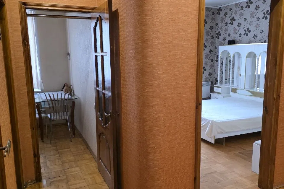 Сдаётся 2-комнатная квартира, 54 м²
