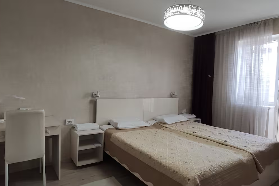 Сдаётся 2-комнатная квартира, 64.8 м²