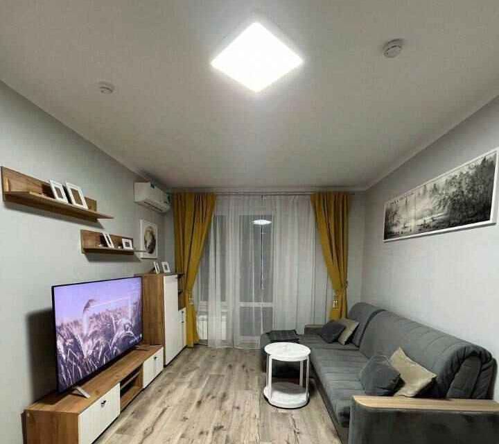 Сдаётся 1-комнатная квартира, 42 м²