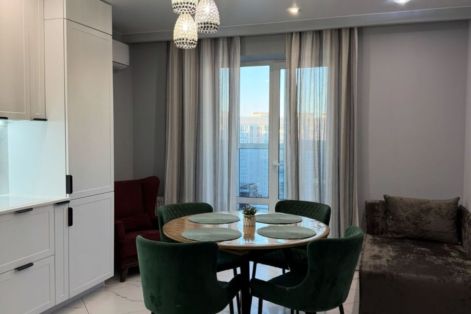 Сдаётся 2-комнатная квартира, 63 м²