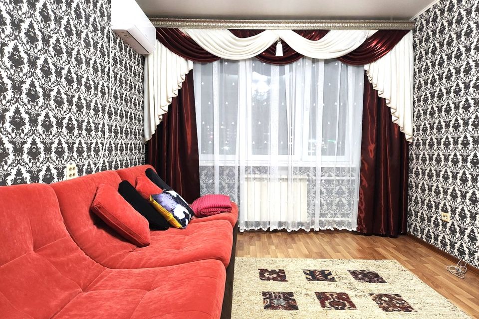 Сдаётся 2-комнатная квартира, 50 м²