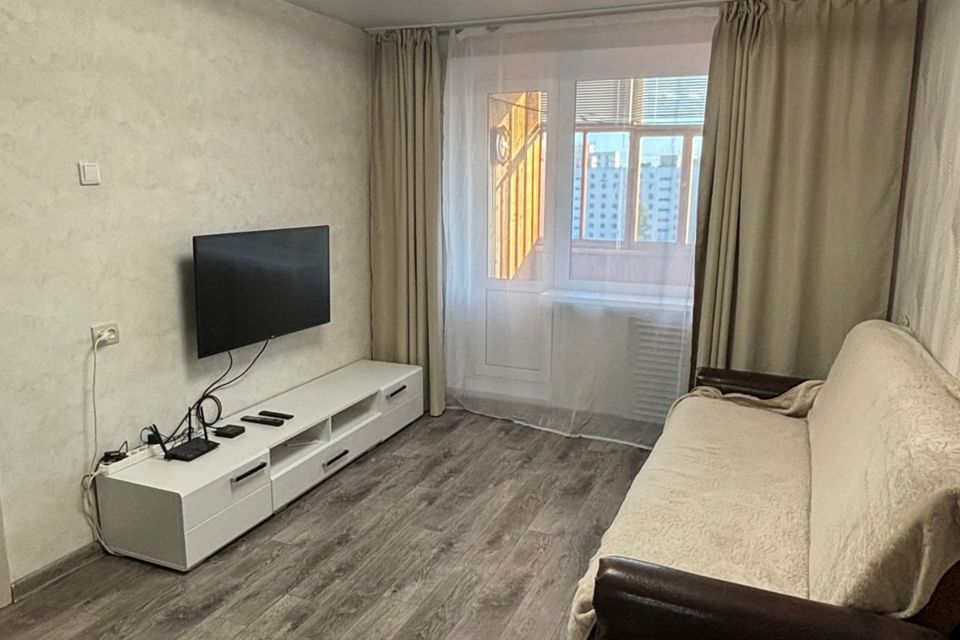 Сдаётся 2-комнатная квартира, 63 м²