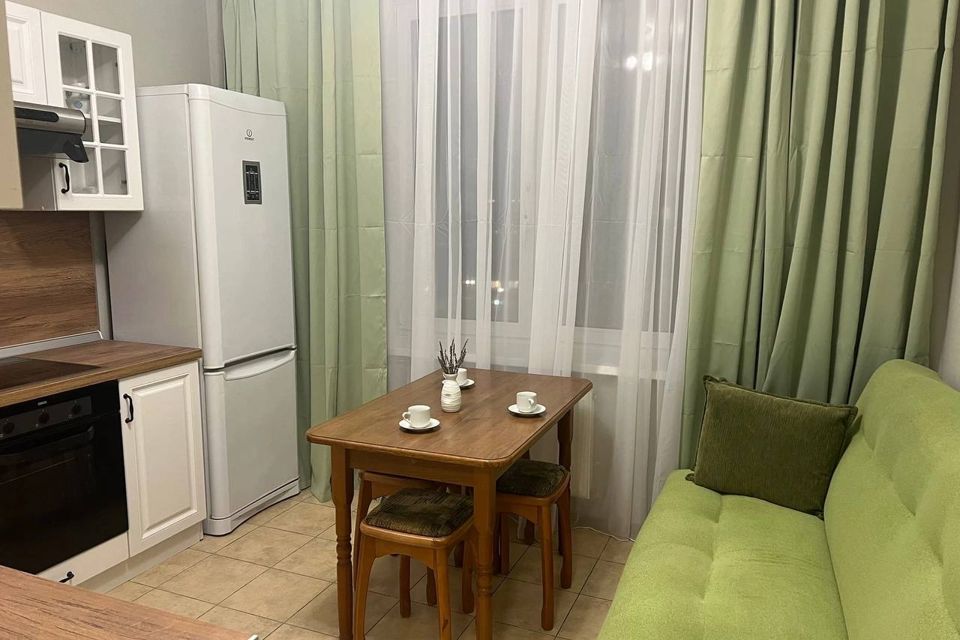 Сдаётся 1-комнатная квартира, 40.4 м²