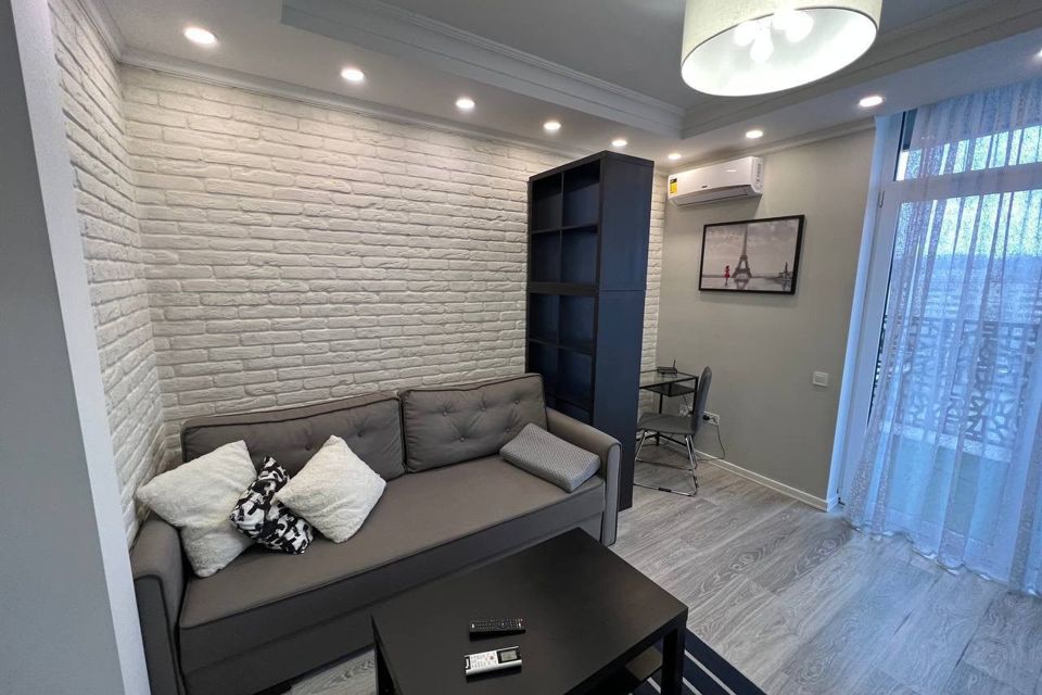 Сдаётся 1-комнатная квартира, 38 м²
