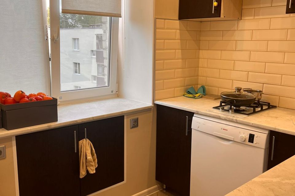 Сдаётся 3-комнатная квартира, 54 м²