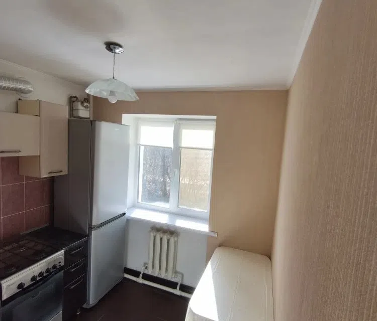 Сдаётся 3-комнатная квартира, 52 м²