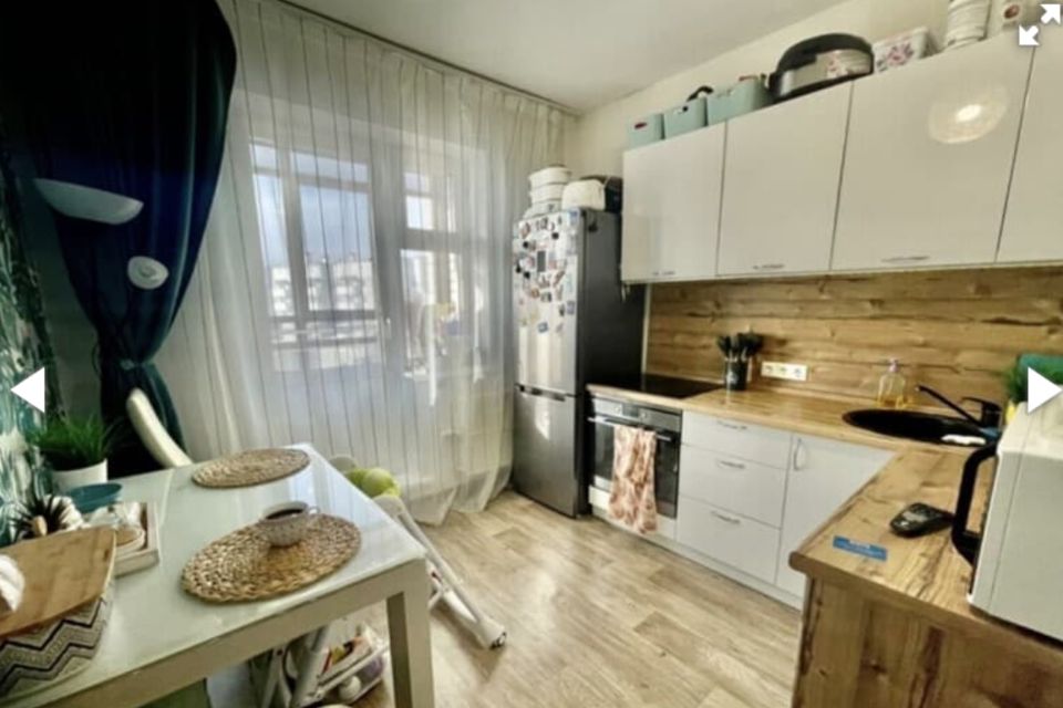 Сдаётся 1-комнатная квартира, 42 м²