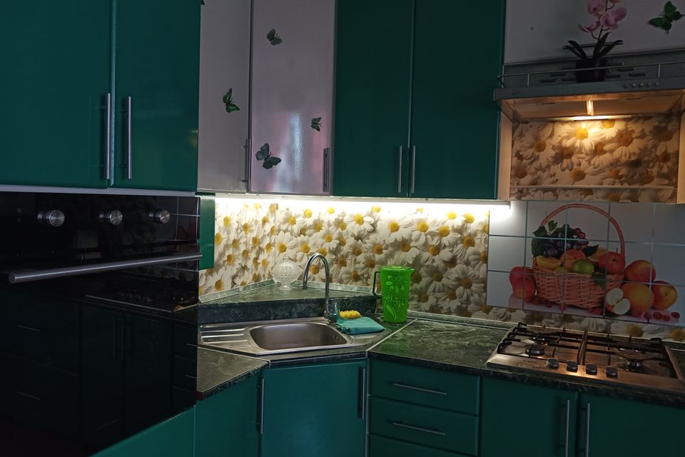 Сдаётся 2-комнатная квартира, 56 м²