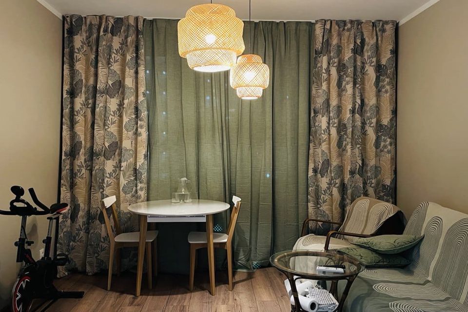Сдаётся 1-комнатная квартира, 49 м²