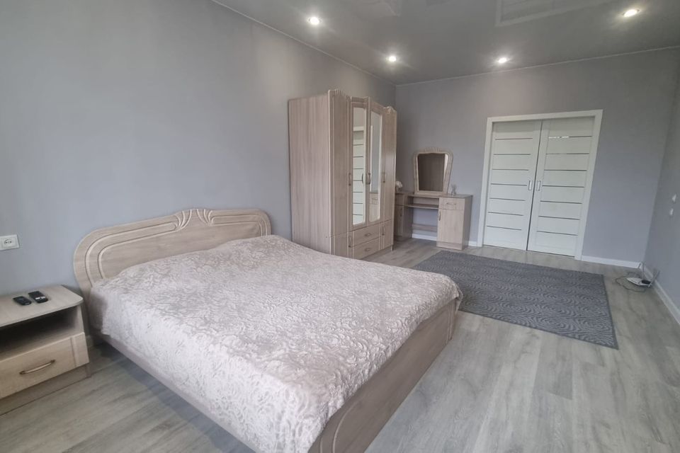 Сдаётся 1-комнатная квартира, 54 м²