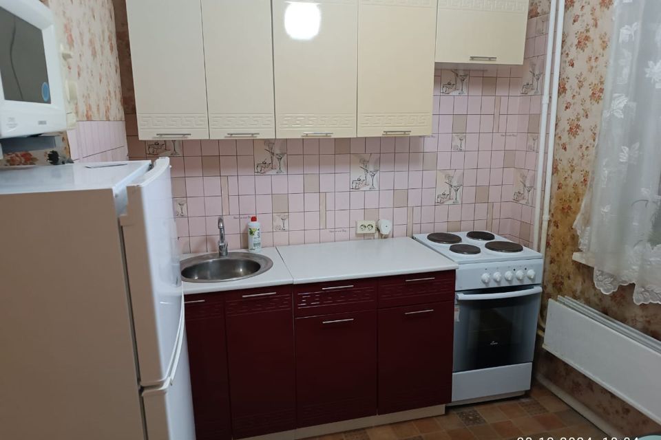Сдаётся 1-комнатная квартира, 37 м²