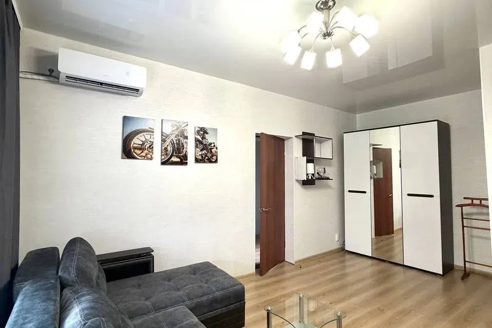 Сдаётся 1-комнатная квартира, 37.5 м²