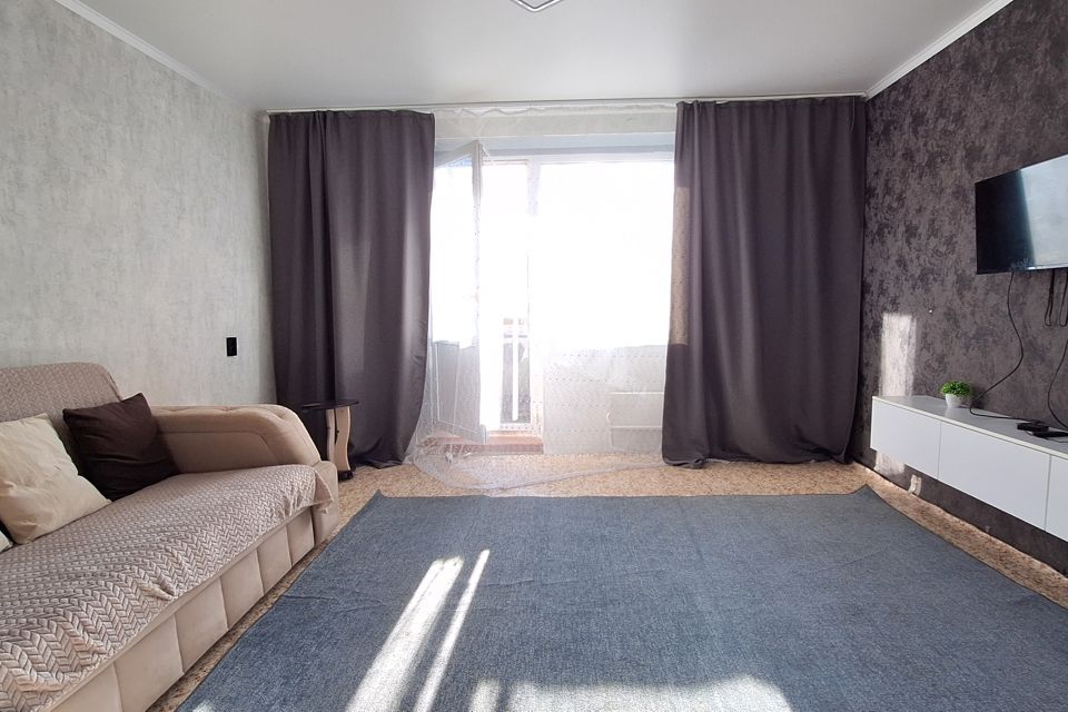 Сдаётся 2-комнатная квартира, 56.9 м²