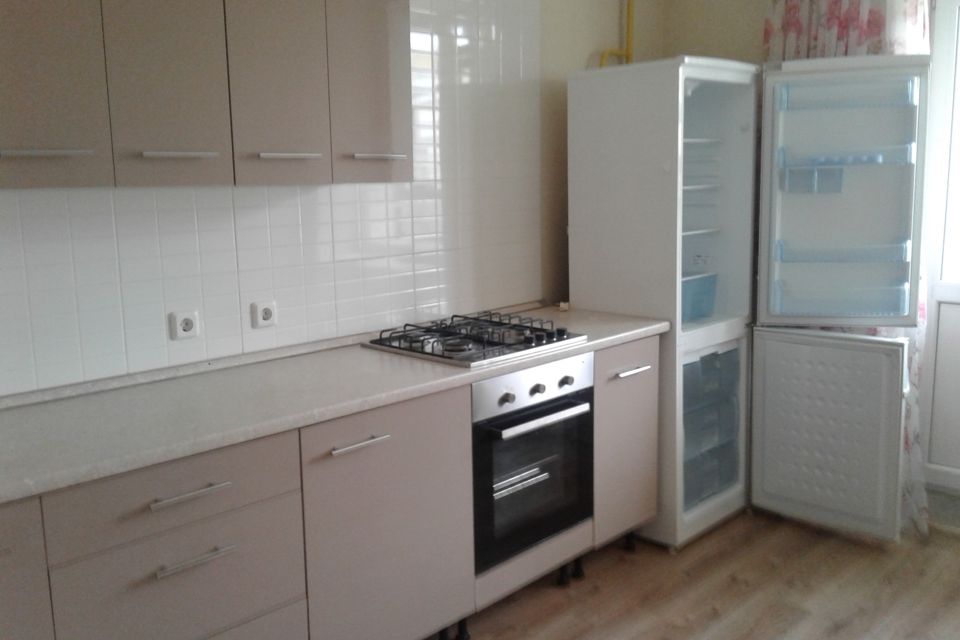 Сдаётся 1-комнатная квартира, 38 м²