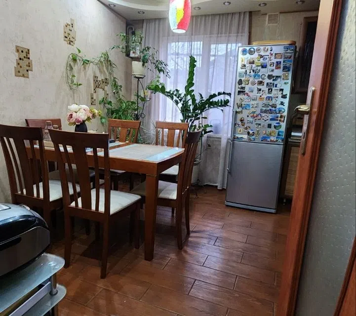 Сдаётся 1-этажный дом, 90 м²