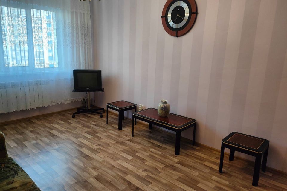 Сдаётся 2-комнатная квартира, 62 м²
