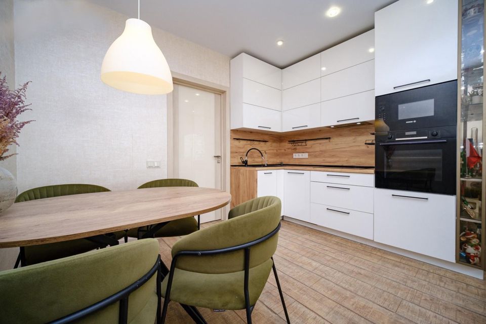 Сдаётся 2-комнатная квартира, 54 м²