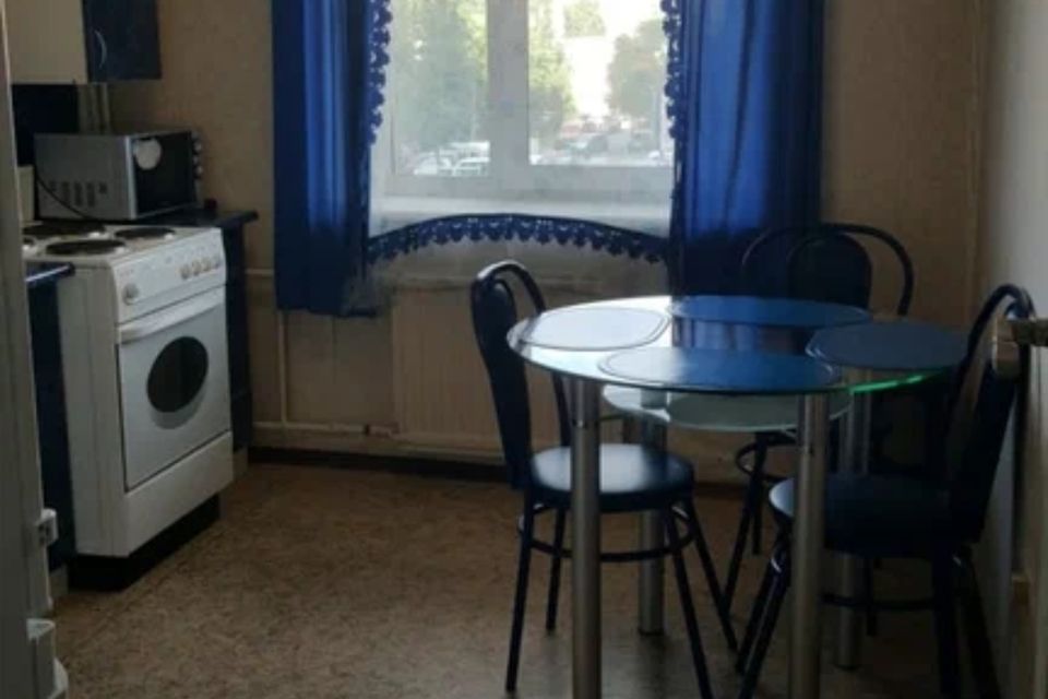 Сдаётся 1-комнатная квартира, 40 м²