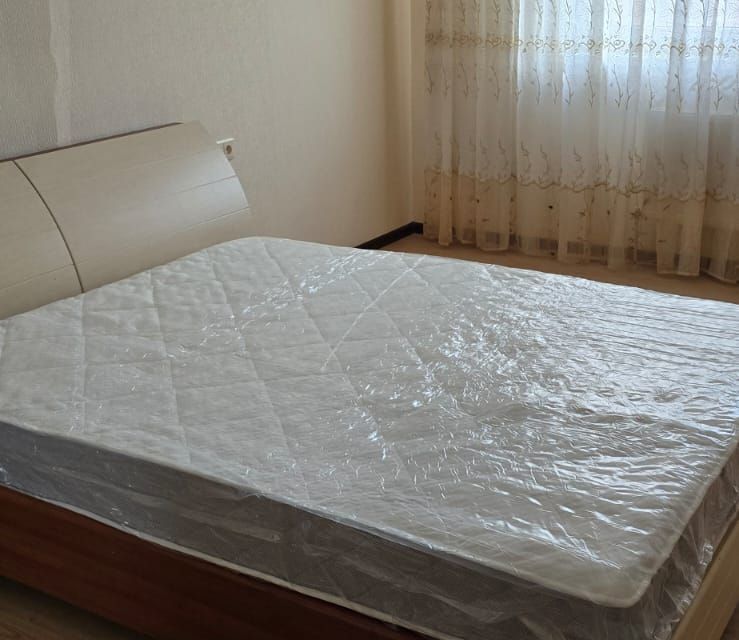 Сдаётся 2-комнатная квартира, 75 м²