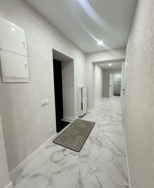 Сдаётся 3-комнатная квартира, 86 м²
