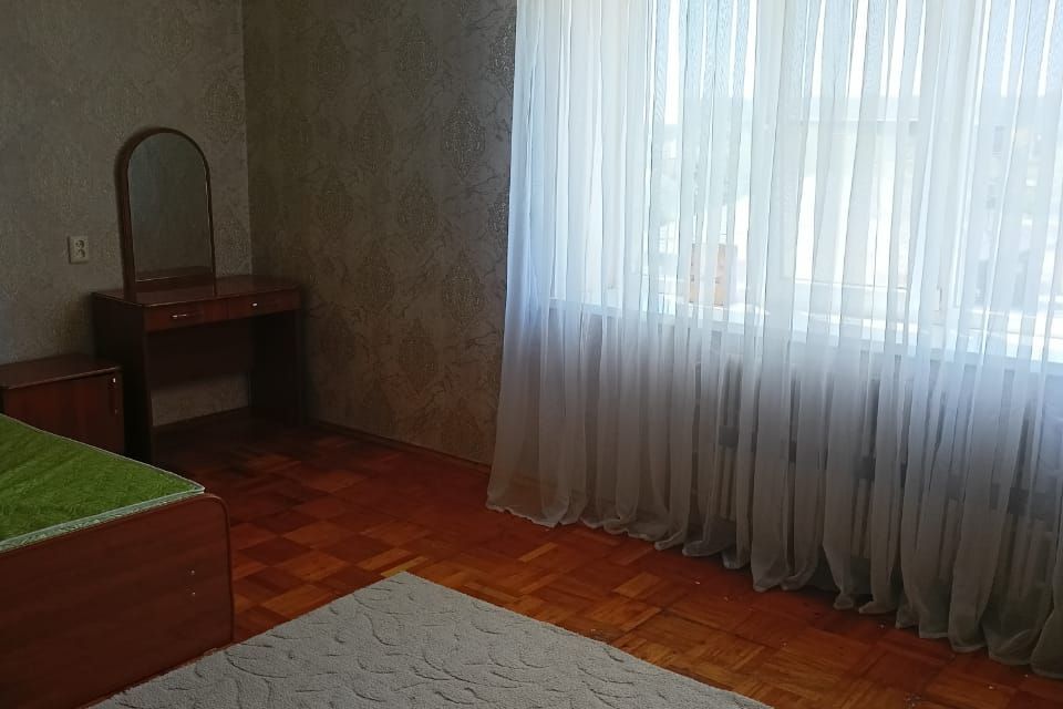 Сдаётся 1-комнатная квартира, 35 м²